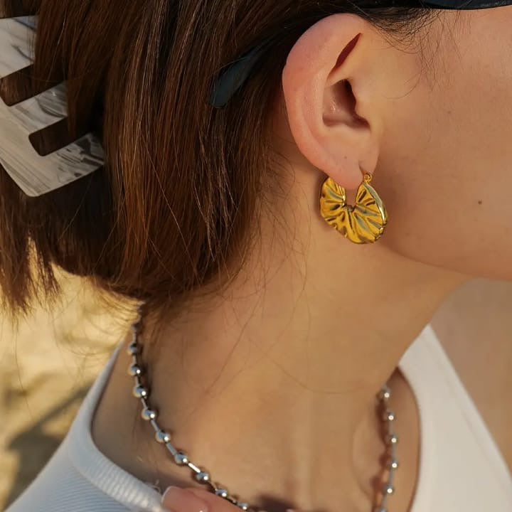 Dahlia Chunky Hoops
