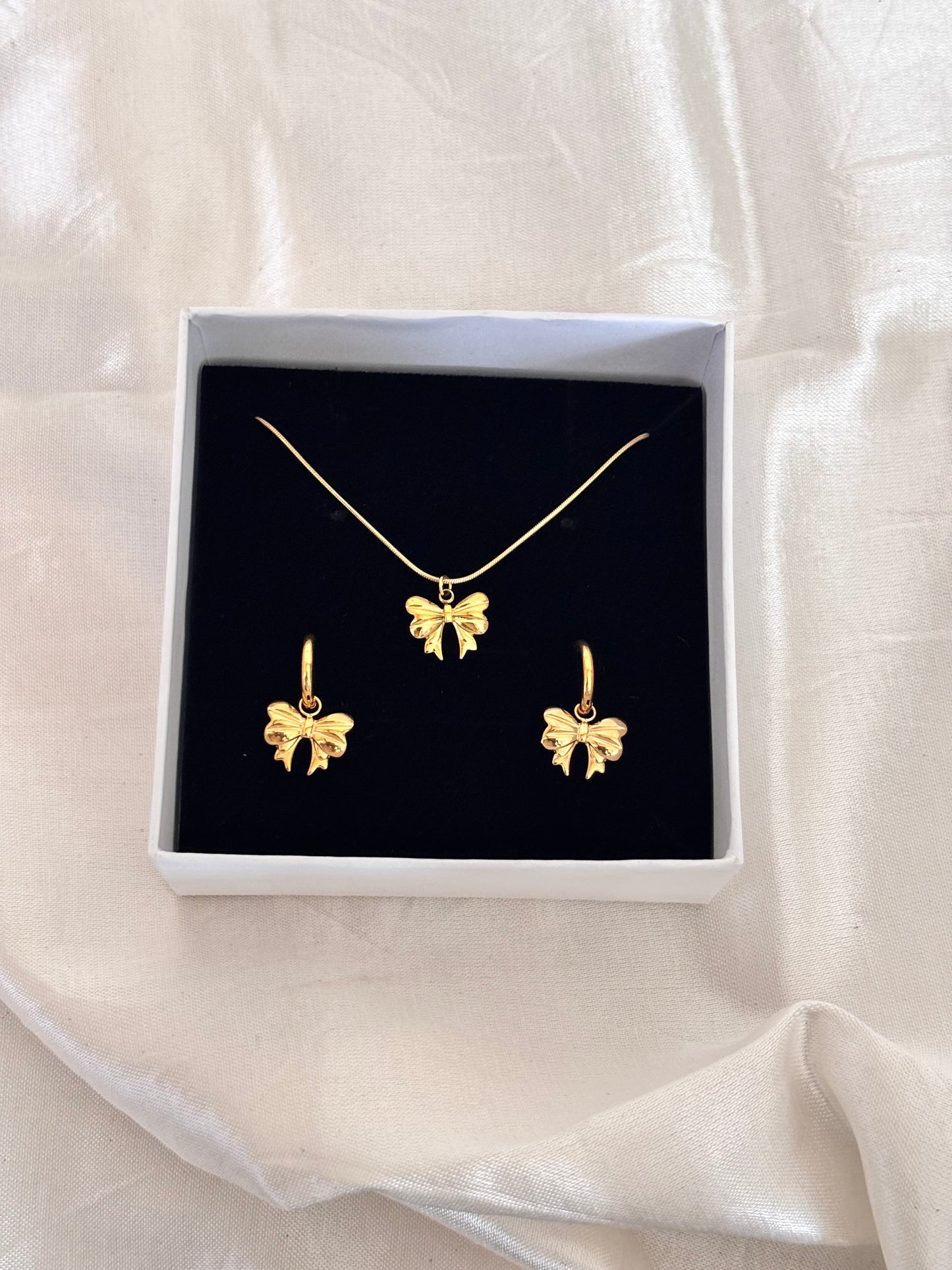 Margaret Ribbon Bow Set