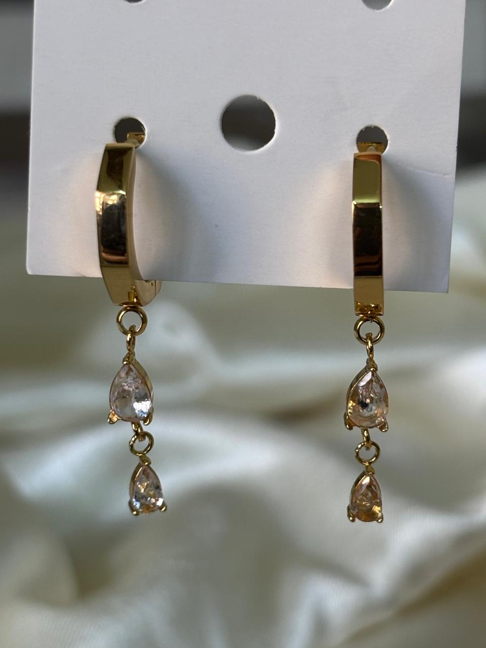 Georgia Drop Huggies