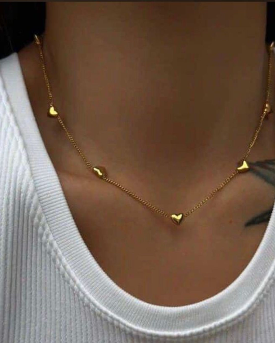 Cove Dainty Hearts Necklace