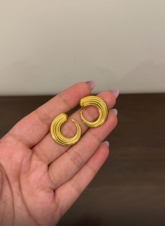 Crescent Studs