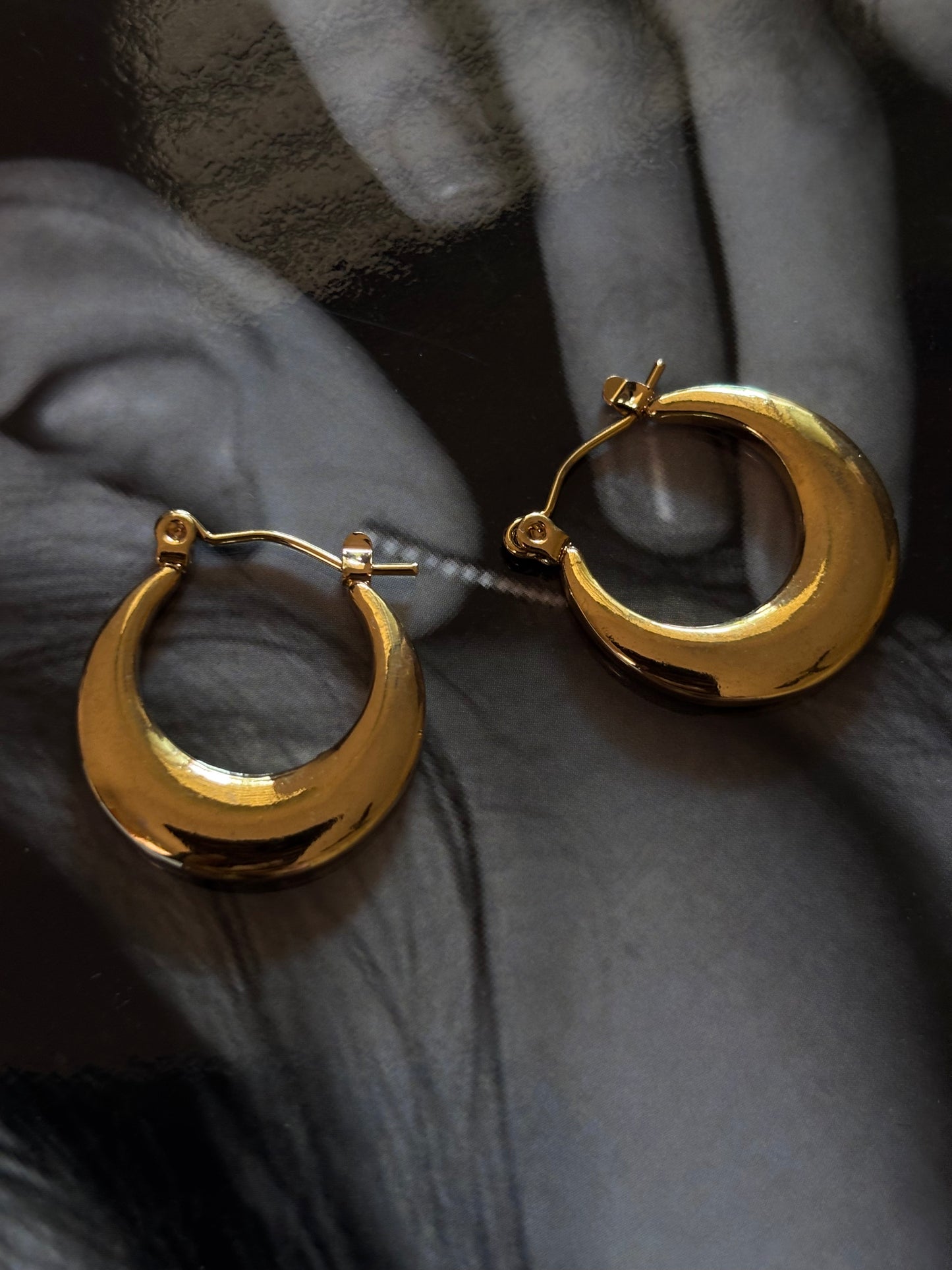 Beth Round Hoops