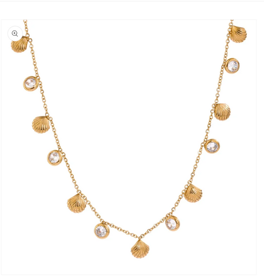 Darla Sea Shells Necklace