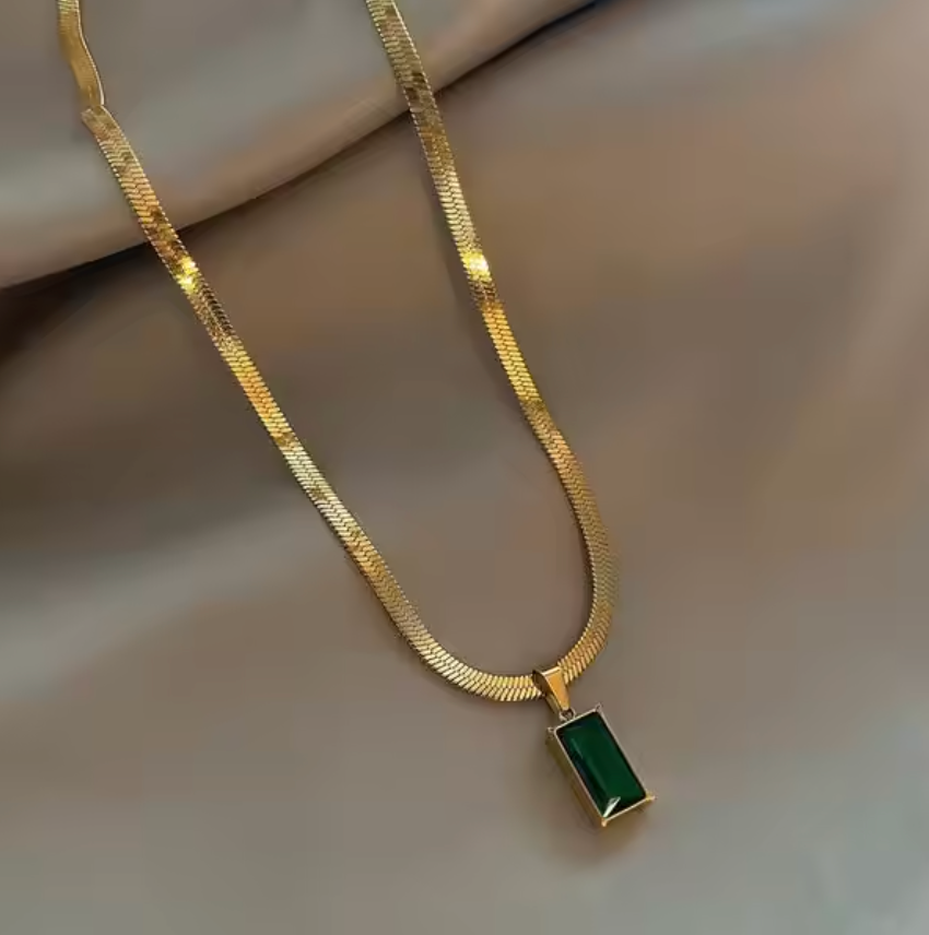 Giselle Green Pendant Necklace