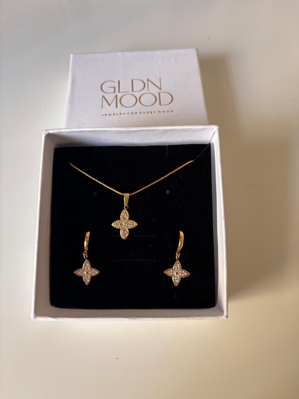 Pave Huggies & Necklace Set