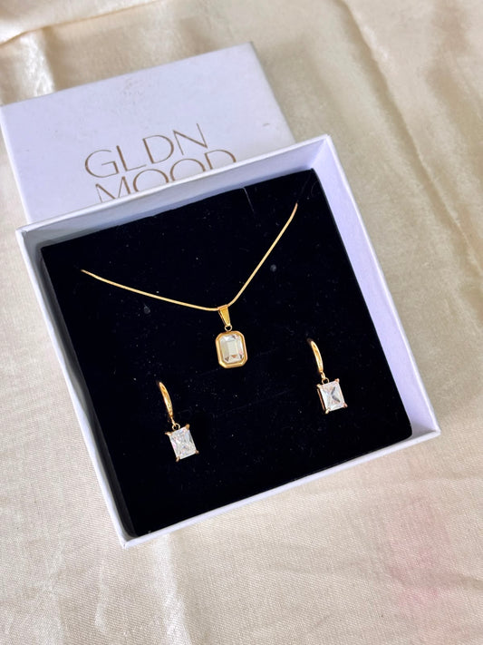 Dawn Necklace Set