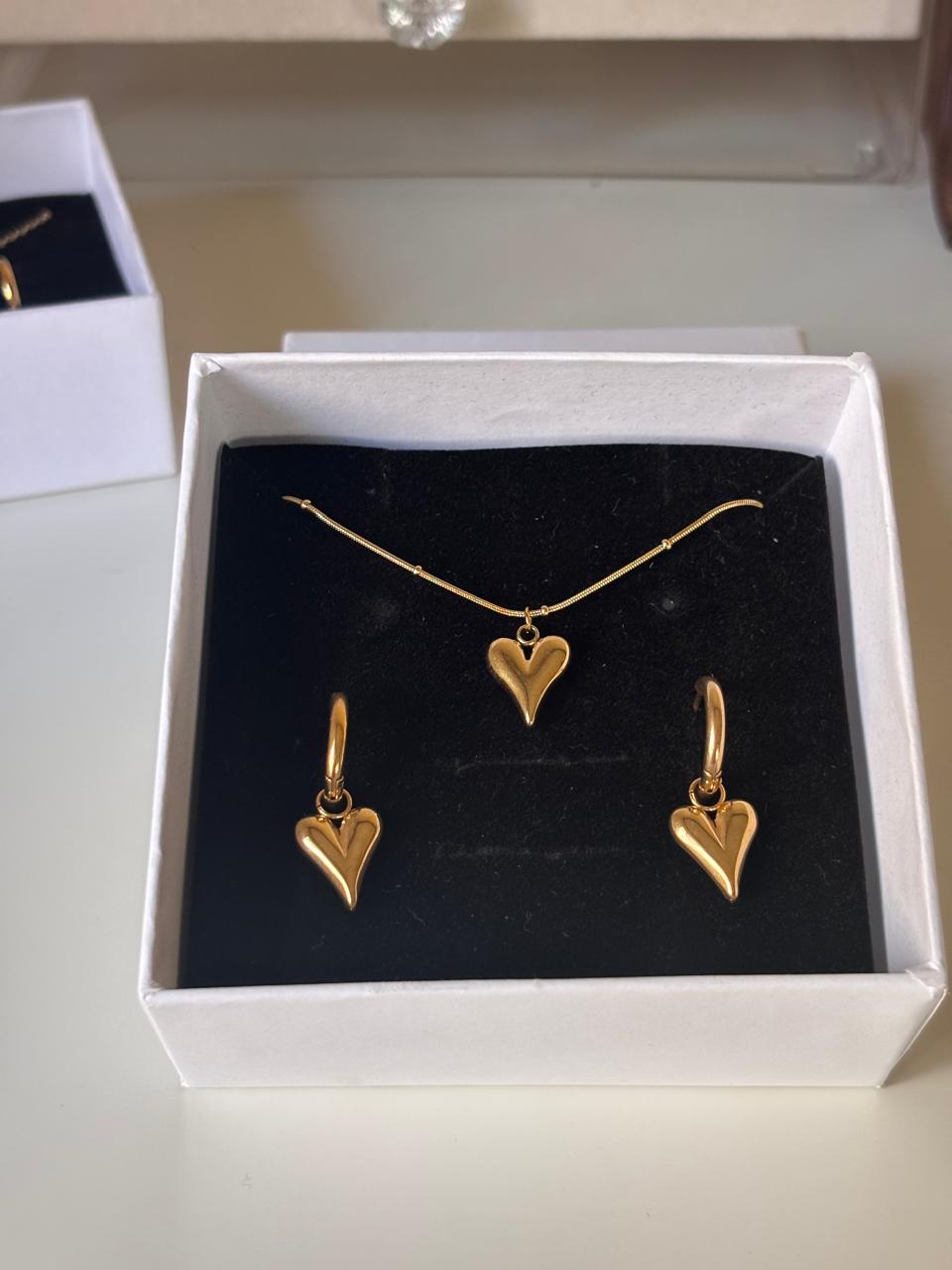 Love Hearty Necklace Set